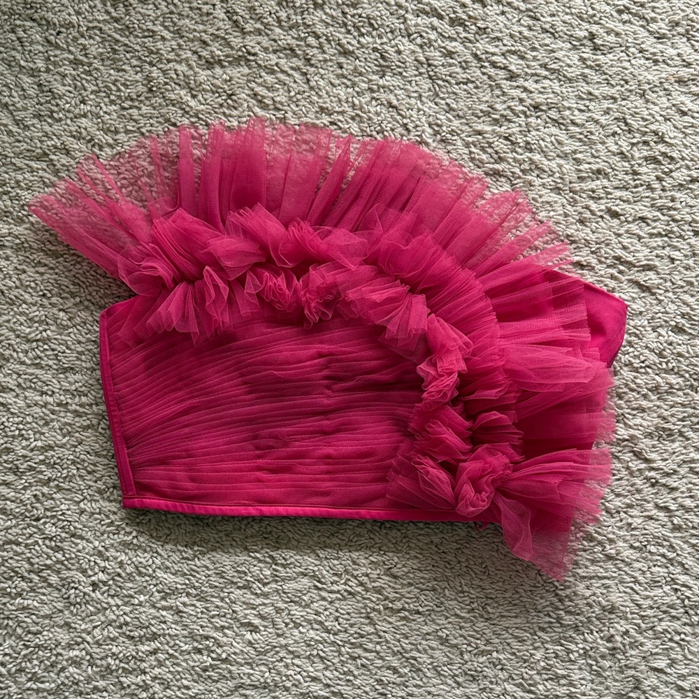 Ranna Gill Pink Ruffled Crop Top